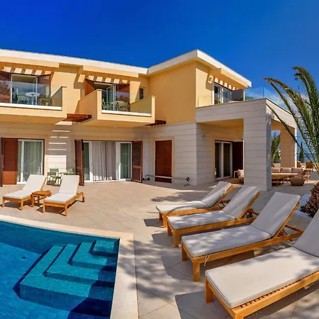 Incredibly Indulgent Hvar West 5 Bedrooms West Eternal Gorgeous Sea Views Private Pool هفار