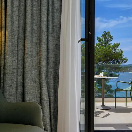 Incredibly Indulgent Hvar West 5 Bedrooms West Eternal Gorgeous Sea Views Private Pool فيلة